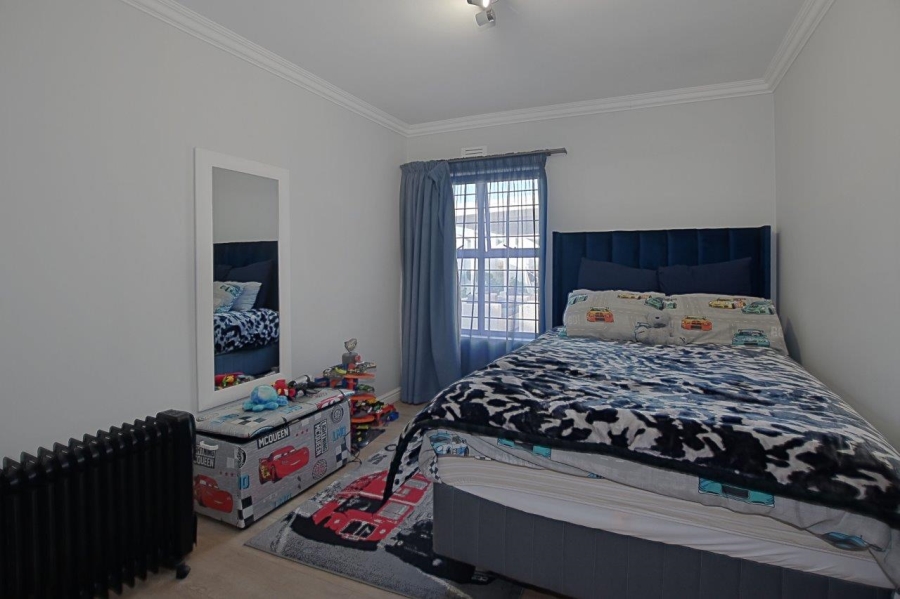 3 Bedroom Property for Sale in Sunningdale Western Cape